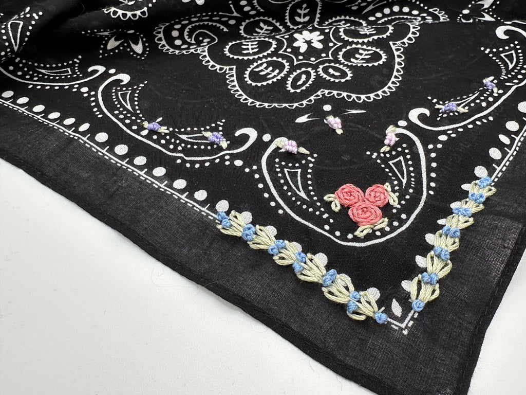 Final Sale-Black Bandana With Floral Embroidery