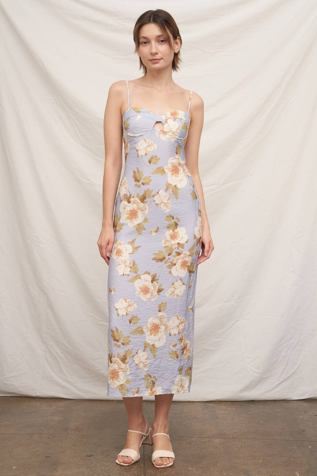 Floral Print Open-Back Maxi Dress