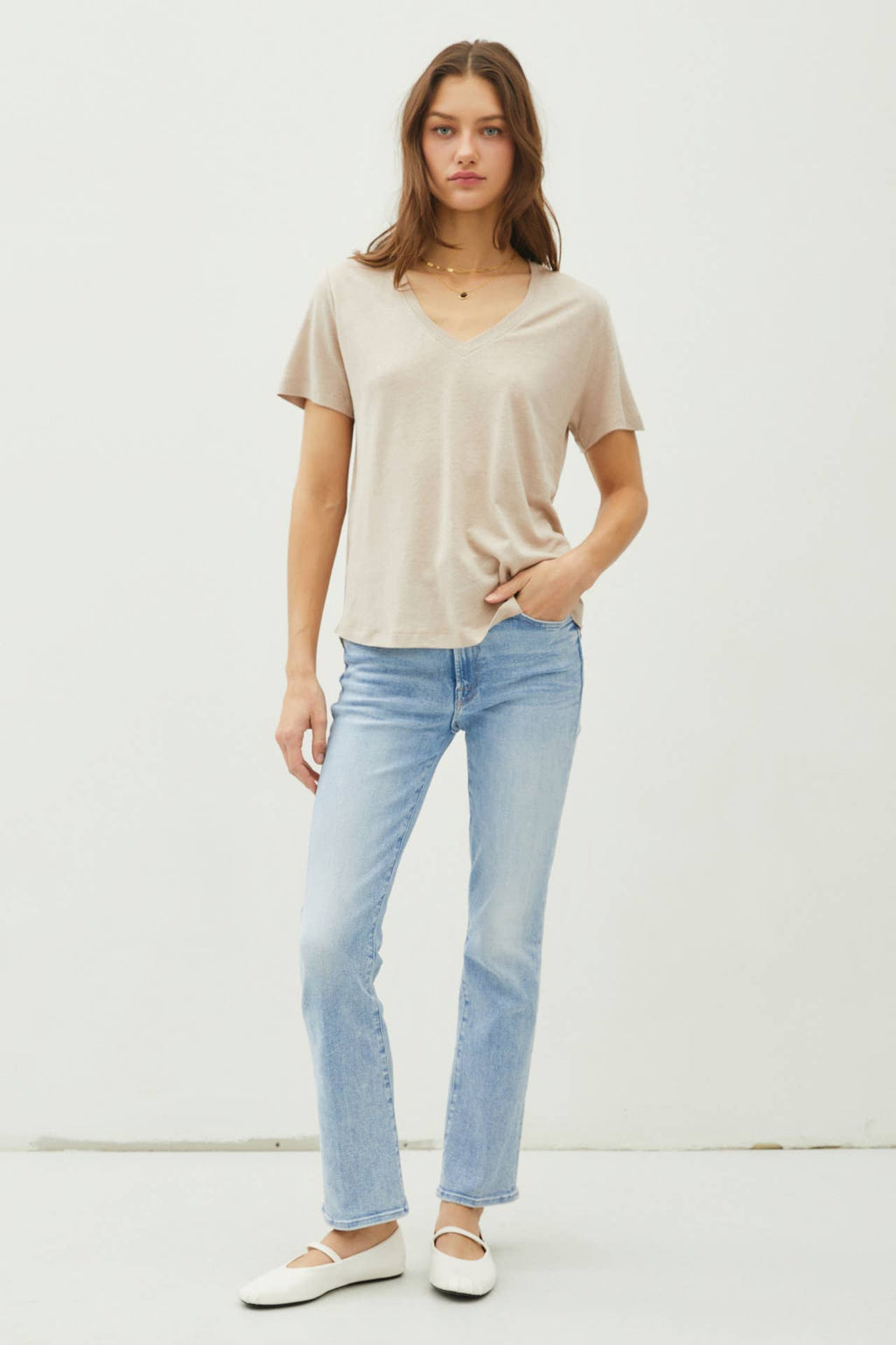 Basic V-Neck Tee