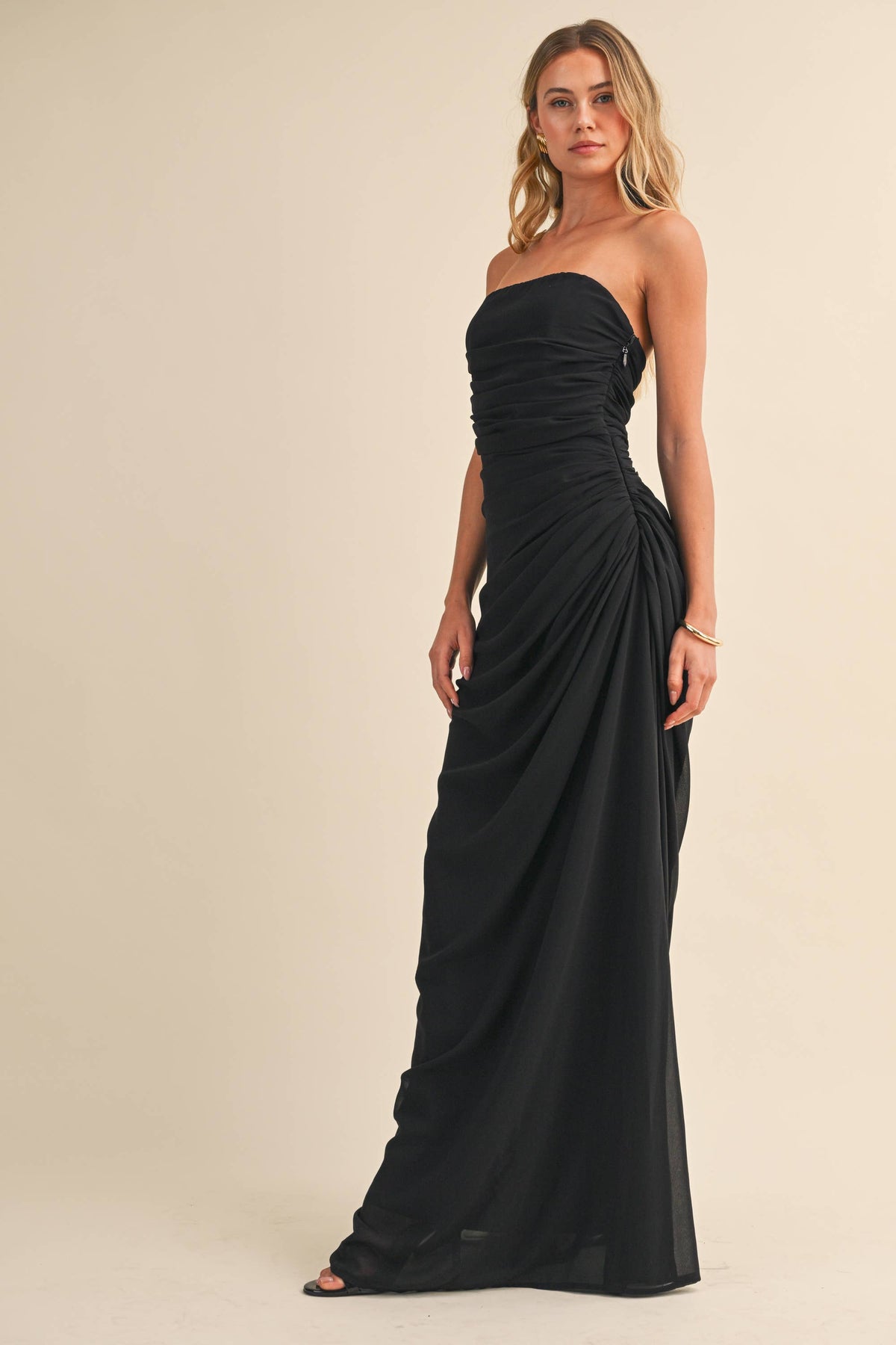 Straplesss Chiffon Maxi Dress