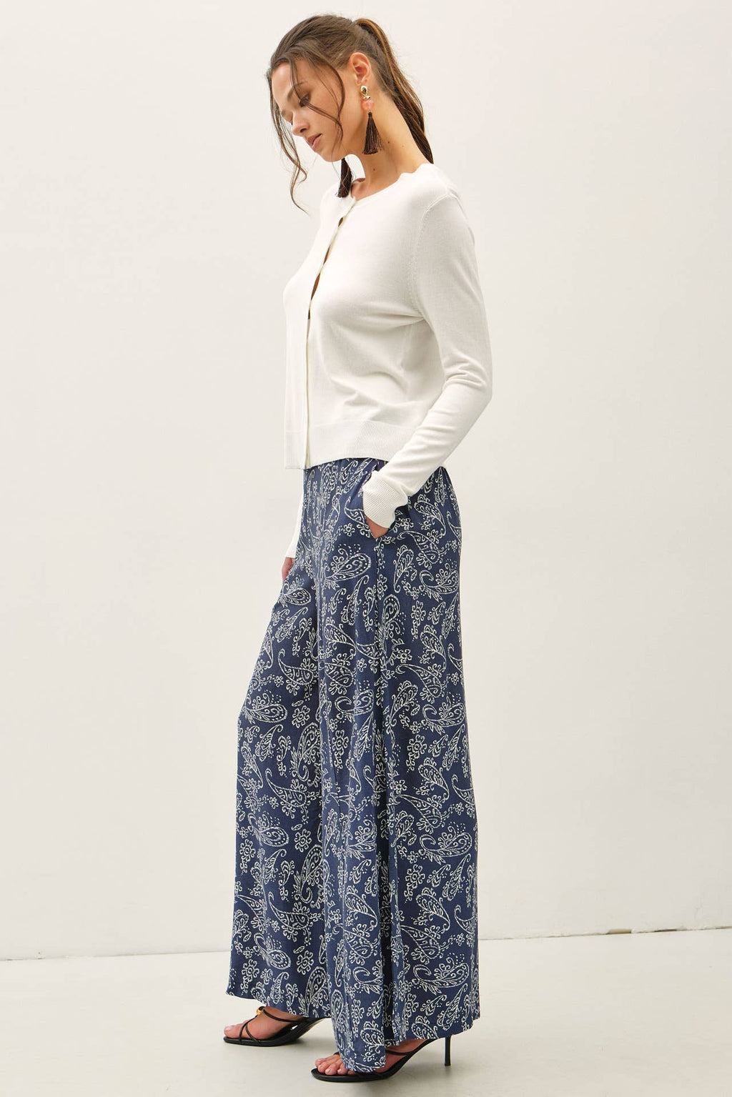 Ultra Soft Essential Cardigan