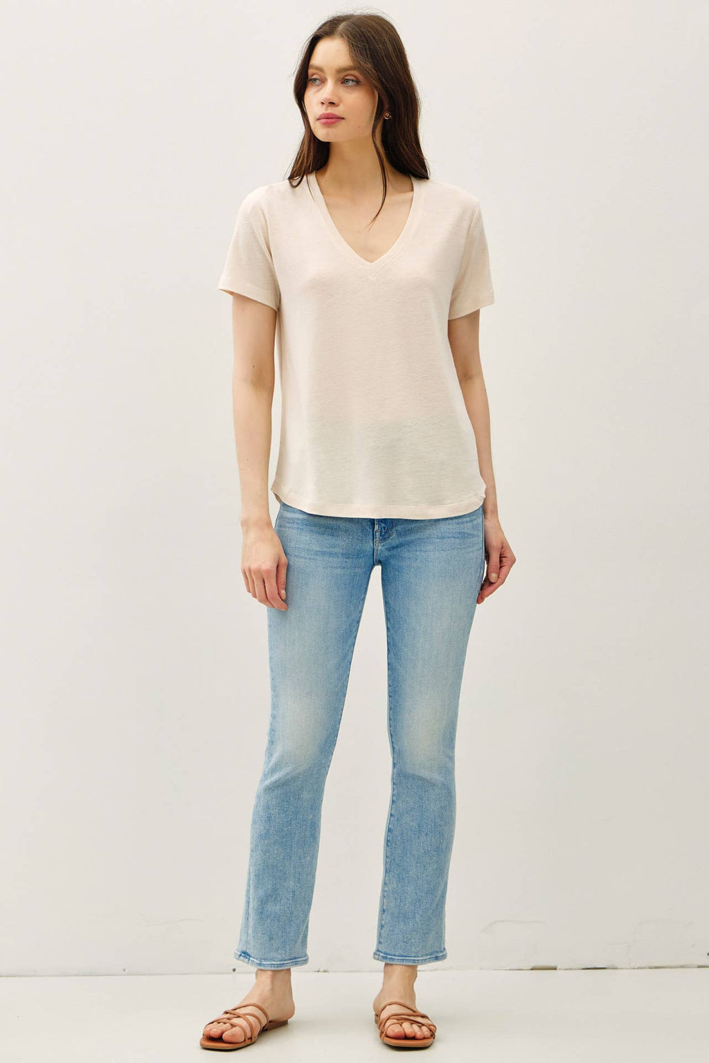 Basic V-Neck Tee
