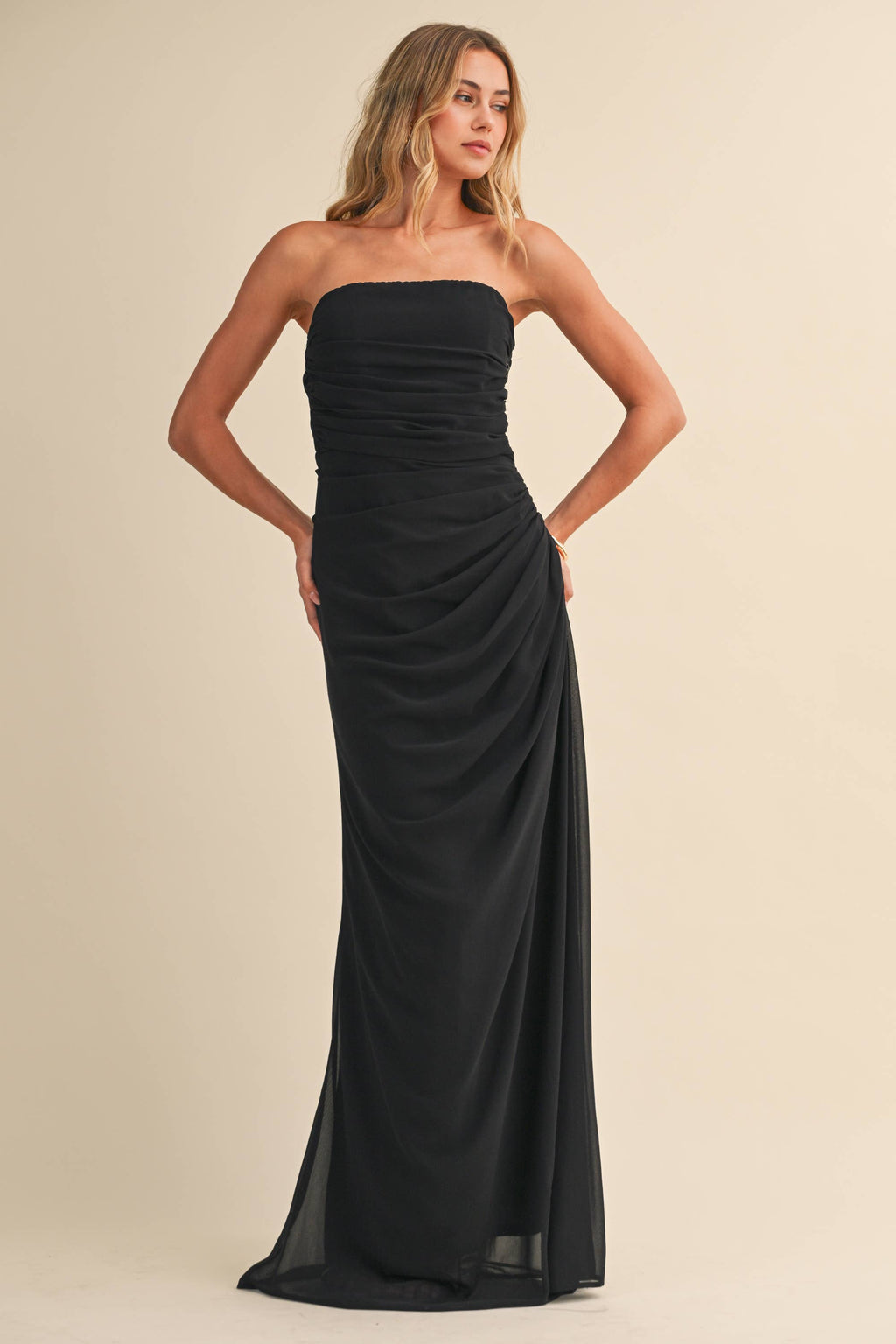 Straplesss Chiffon Maxi Dress