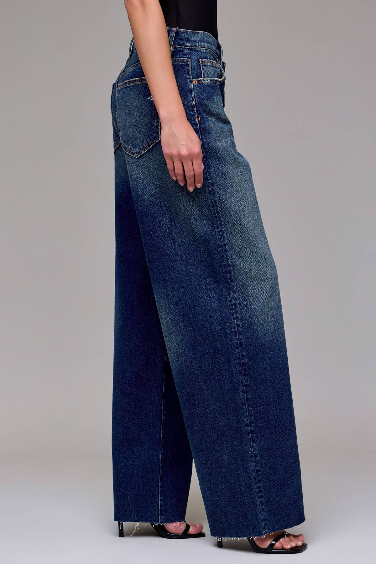 Amelia Crossover Jean