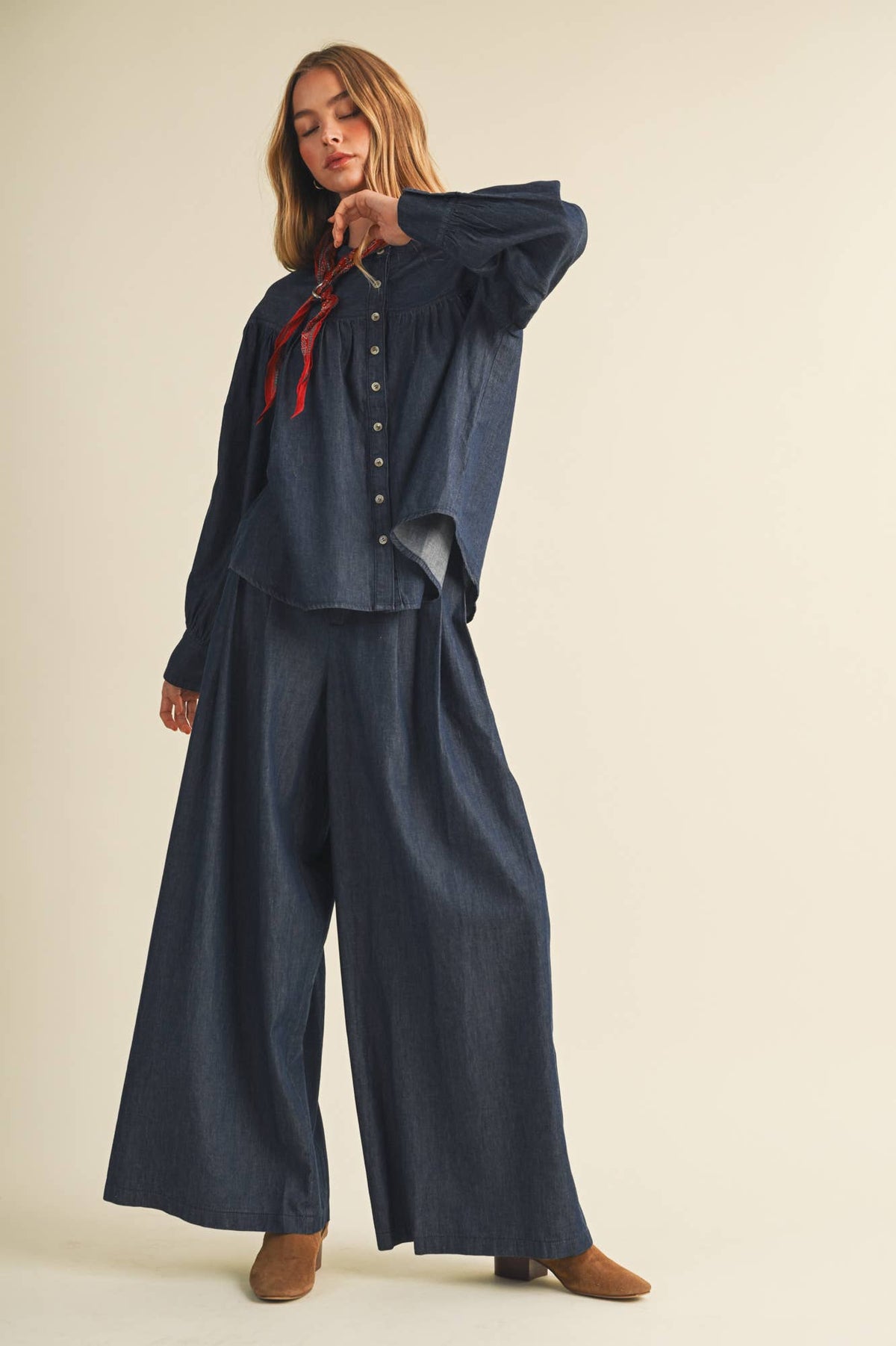 Wide-Leg Double-Pleat Trousers