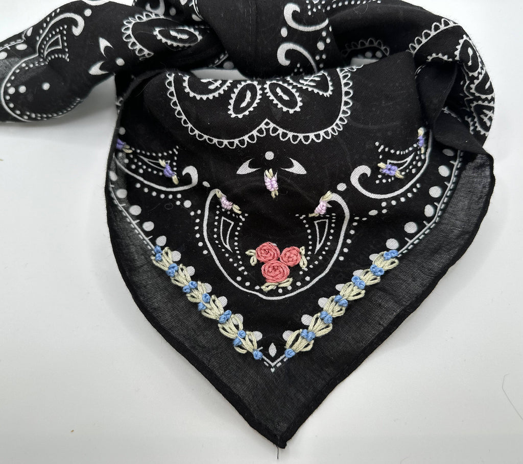 Final Sale-Black Bandana With Floral Embroidery