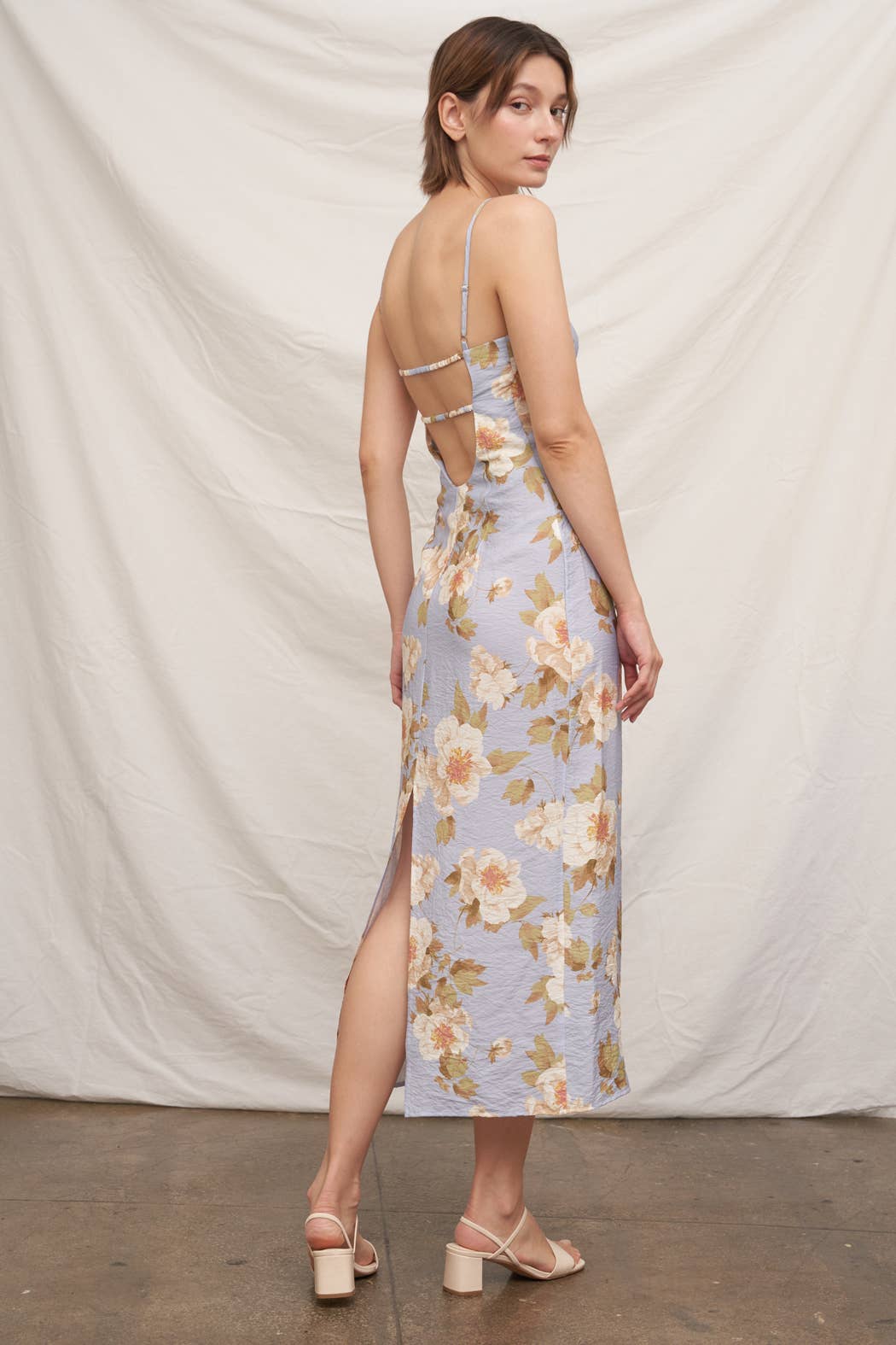 Floral Print Open-Back Maxi Dress