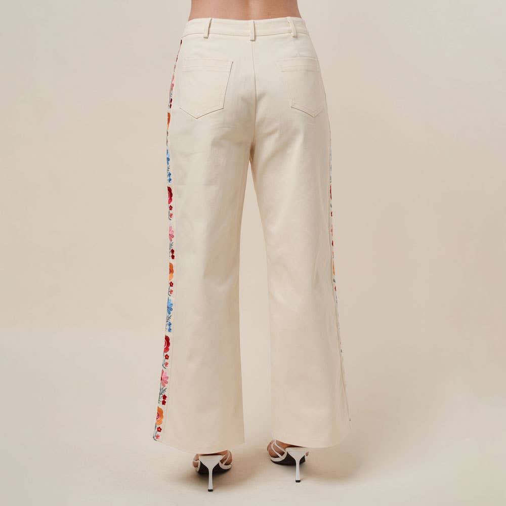 Final Sale-Floral Embroidered Pants