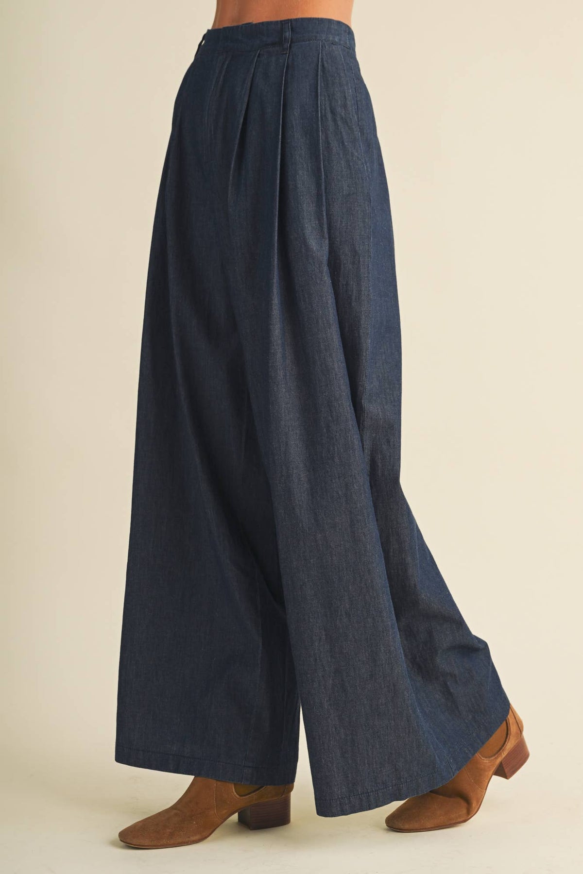 Wide-Leg Double-Pleat Trousers