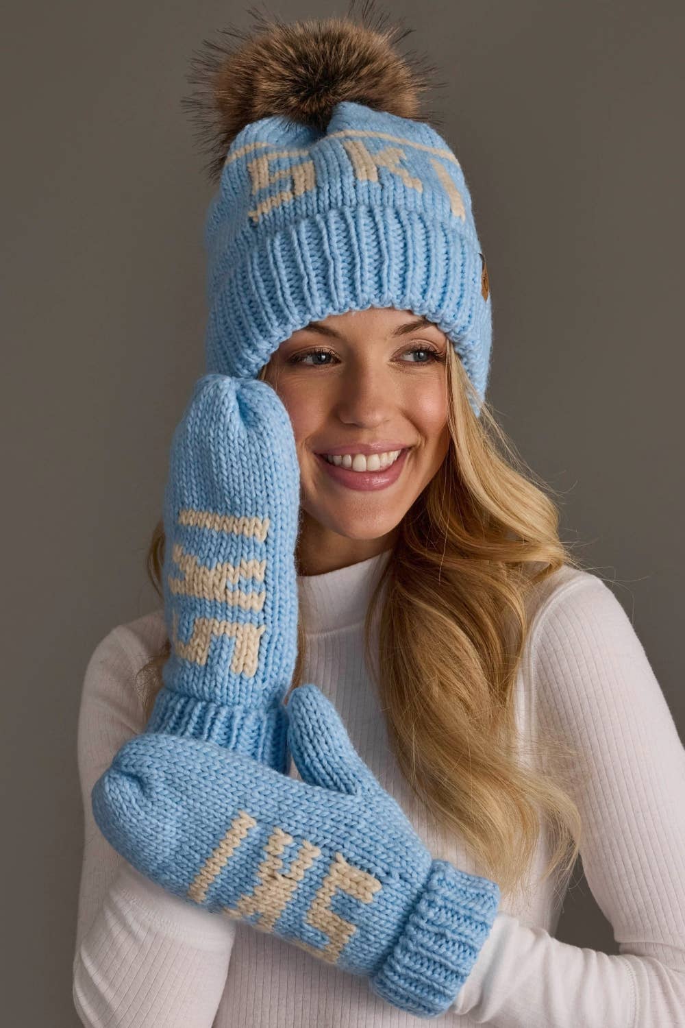 Lt. Blue & Beige Ski Mittens