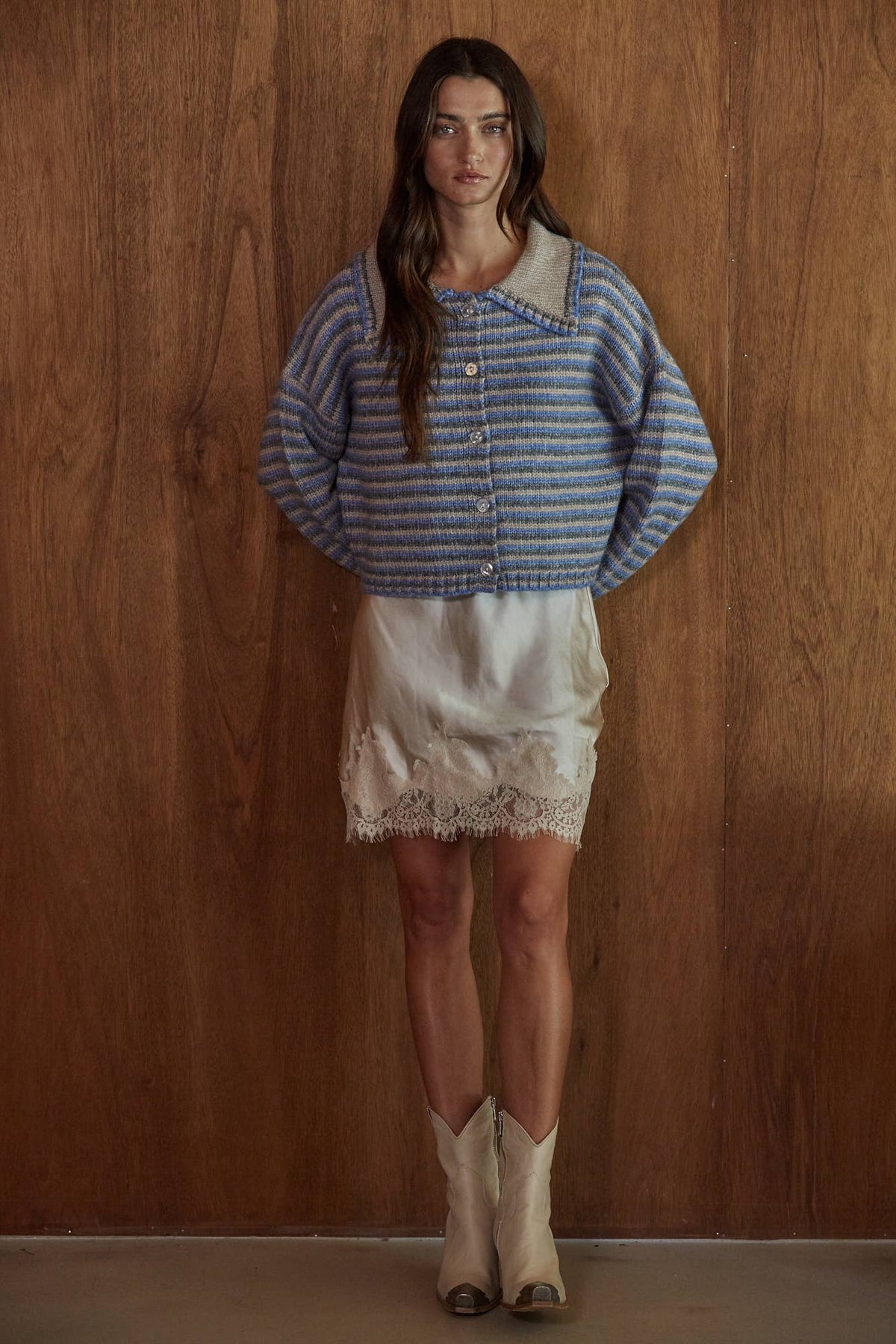Lace Trim Mini Skirt