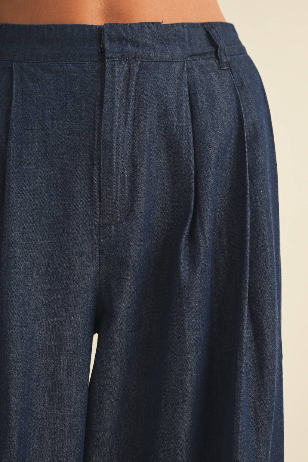 Wide-Leg Double-Pleat Trousers