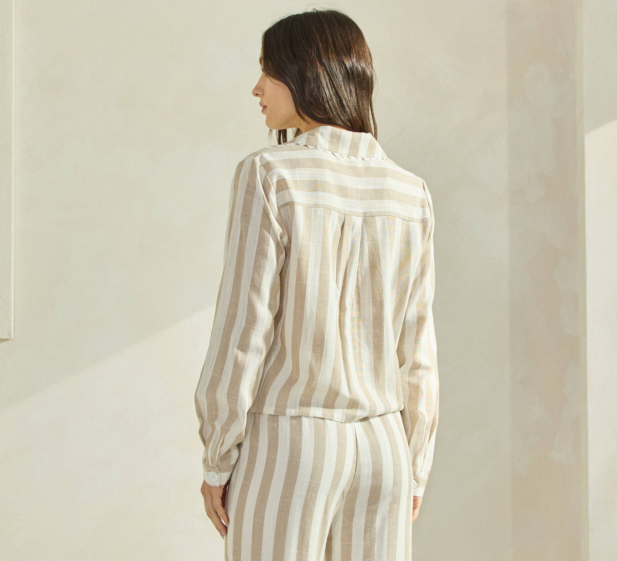 Final Sale-Flower Embroidered Striped Shirt